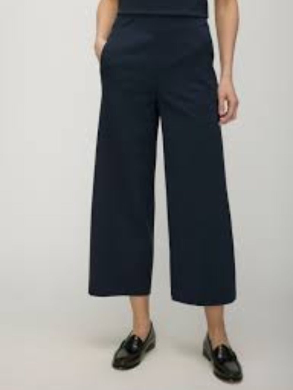 Kit and Ace Maven Cropped Wide Leg Pants Black size 6